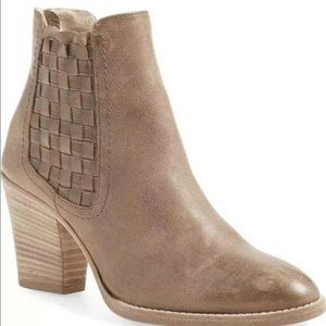 Aquatalia 10.5 FRANNIE Ankle Boots